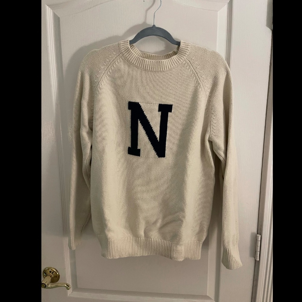 N Nantucket sweater medium